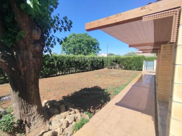Chalet en venta en Mairena del Alcor, Urbanizaciones