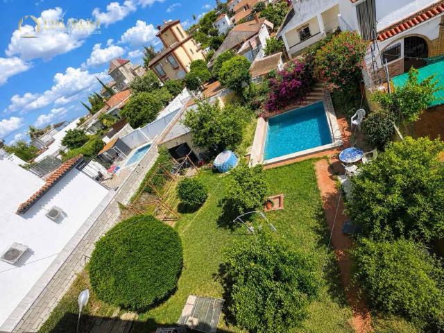 Chalet en venta en Mairena del Aljarafe, Nuevo Bulevar. ESPECTACULAR CHALET CON PISCINA Y GARAJE. Chalets Mairena del.