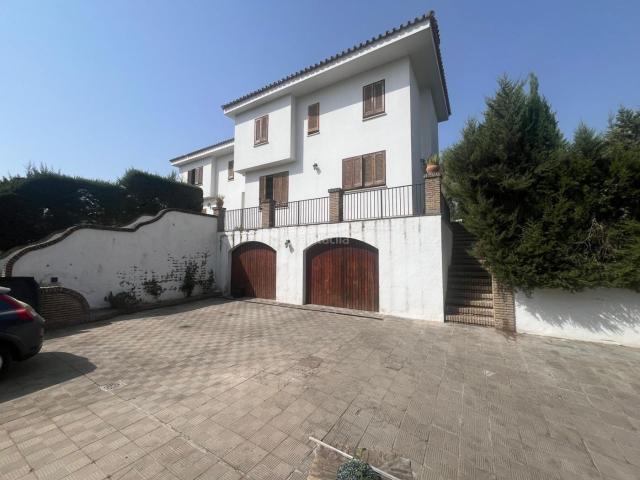 Chalet en venta en Mairena del Aljarafe, Simon Verde. Villa de lujo en venta en Simón Verde Mairena del Aljarafe. Chalets Mairena del.