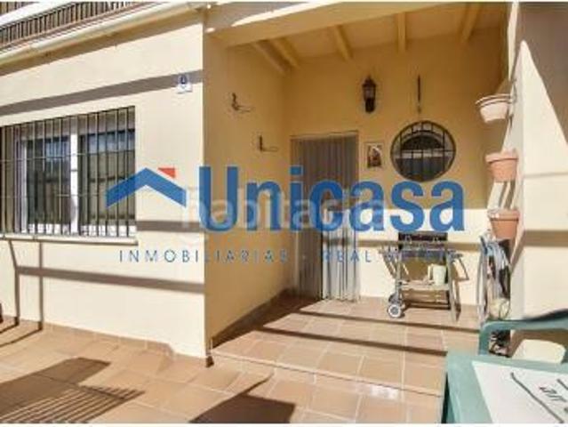 Chalet en venta en Málaga, Campanillas. Amplia vivienda con garaje, sótano y espacios exteriores en La Huertecilla Campanillas. Chalets.