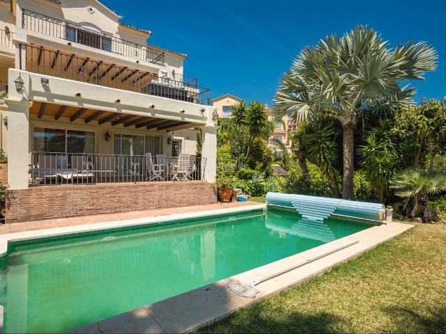 Chalet en venta en Málaga, Centro Histórico. Casa Chalet independiente en venta en Los arqueros, malaga 0, Málaga. Chalets.