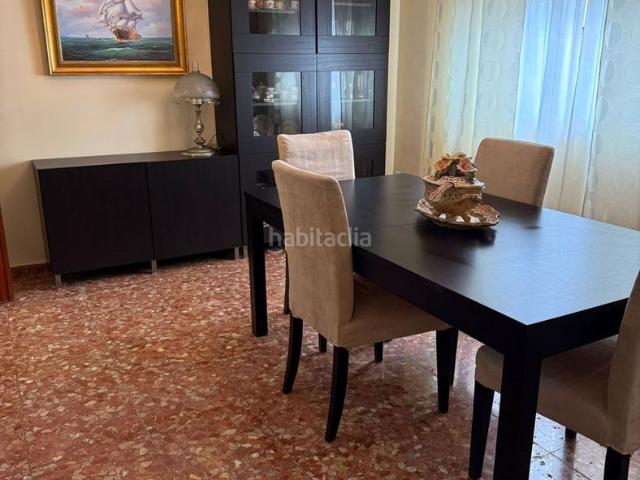 Chalet en venta en Málaga, Fuente Alegre El Chaparral Los Morales. ESTUPENDA OPORTUNIDAD CHALET INDEPENDIENTE DE 5 HABITACIONES EN PUERTO DE LA TORRE. Chalets.