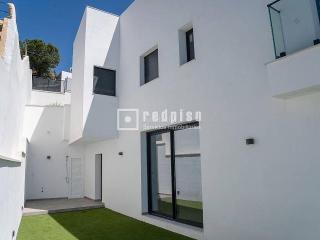 Chalet en venta en Málaga, Fuente Alegre El Chaparral Los Morales. PAREADO DE OBRA NUEVA EN FUENTE ALEGRE PUERTO DE LA TORRE. Chalets.