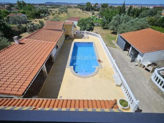 Chalet en venta en Malpartida de Cáceres. Casa unifamiliar en venta en LAS ARENAS Malpartida de Cáceres Cáceres. Chalets Malpartida de.