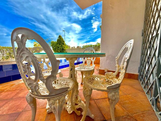 Chalet en venta en Manga del Mar Menor La, Veneziola. Villa estilo Mediterráneo en Veneziola La Manga del Mar Menor. Chalets Manga del Mar Menor.