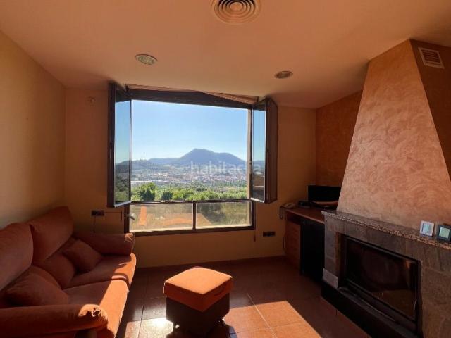 Chalet en venta en Manresa, Barri Mion Puigberenguer. Chalet independiente con vistas. Chalets.