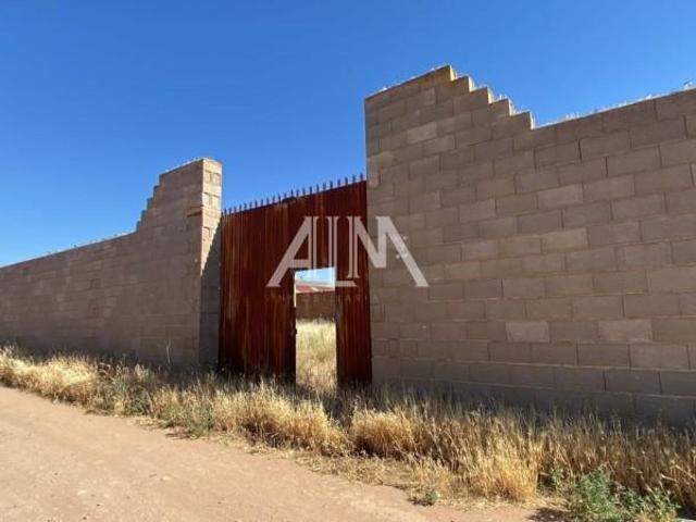 Chalet en venta en Manzanares, Periferia