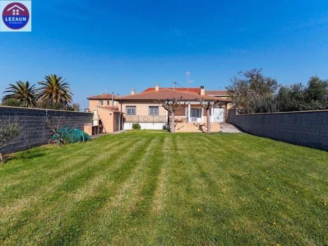 Chalet en venta en Marcilla, Marcilla