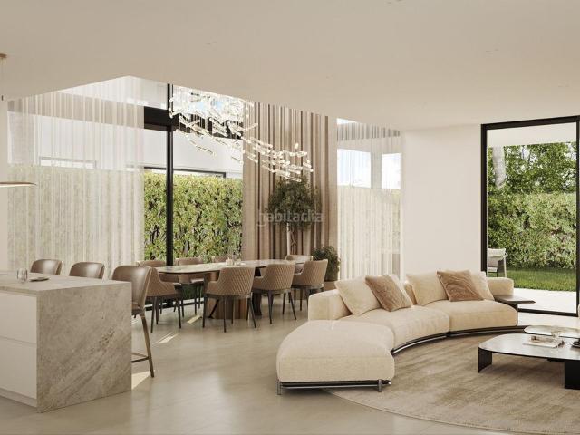 Chalet en venta en Marbella, Costabella. Chalets.