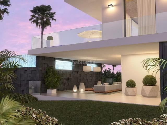 Chalet en venta en Marbella, Cabopino Artola. Chalets.