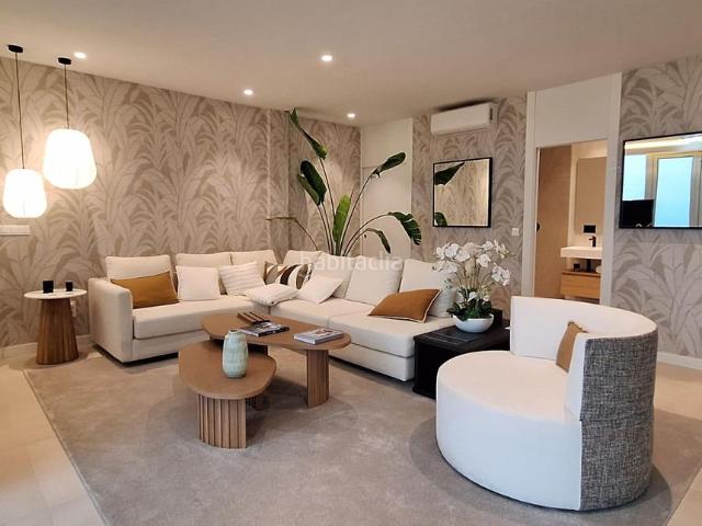 Chalet en venta en Marbella, Casco Antiguo. Una colección de villas de lujo en un complejo cerrado en La Cala de Mijas. Chalets.