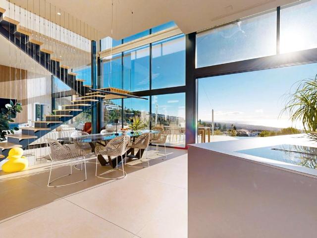 Chalet en venta en Marbella, Alto de los Monteros. Casa o chalet independiente en venta en Urbanizacion los Altos de los Monteros. Chalets.
