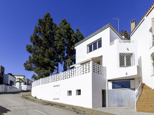 Chalet en venta en Marbella, Aloha. Villa Aislada de 3 dormitorios en Marbella. Chalets.