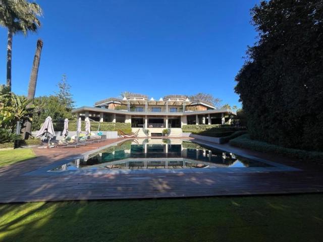 Chalet en venta en Marbella, Guadalmina Baja
