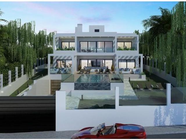 Chalet en venta en Marbella, Elviria