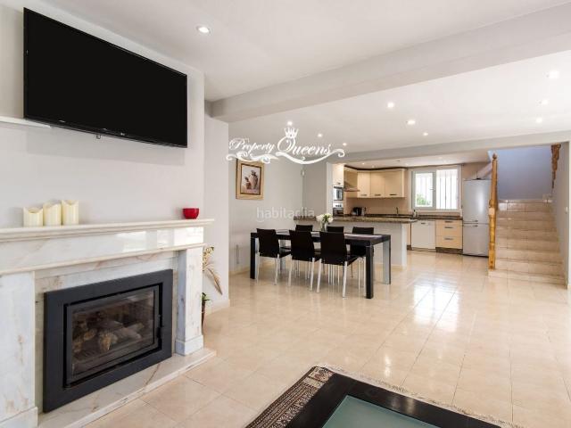 Chalet en venta en Marbella, El Rosario Ricmar. CHALET INDEPENDIENTE EN VENTA EN EL ROSARIOMARBELLA. Chalets.