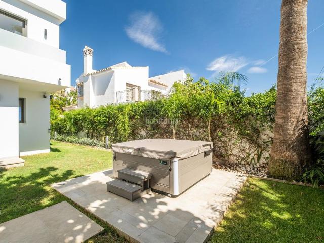 Chalet en venta en Marbella, Huerta Belón Calvario. Chalets.