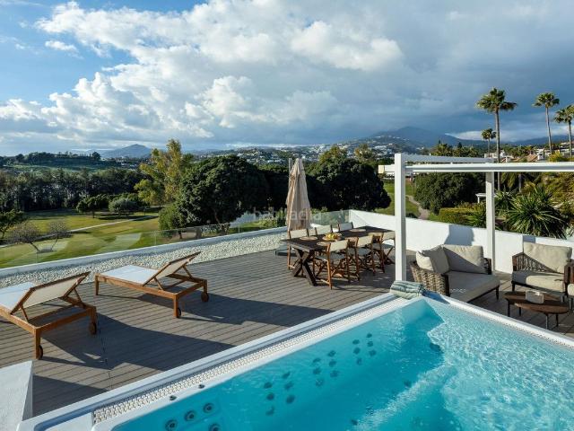 Chalet en venta en Marbella, Los Naranjos. Chalets.