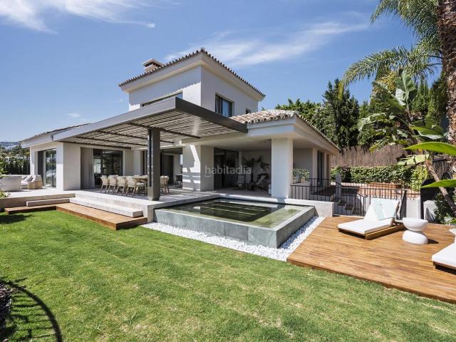Chalet en venta en Marbella, Los Naranjos. Chalets.