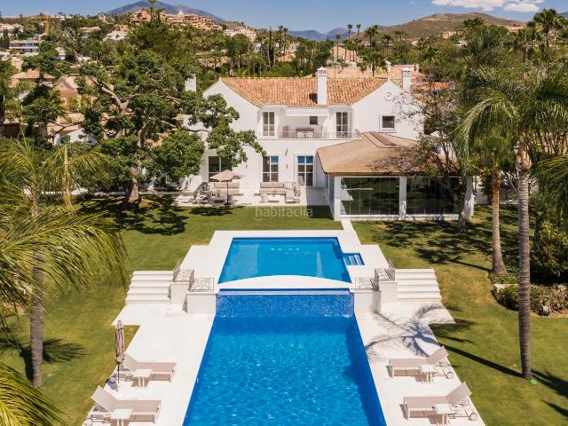 Chalet en venta en Marbella, Los Naranjos. Chalets.