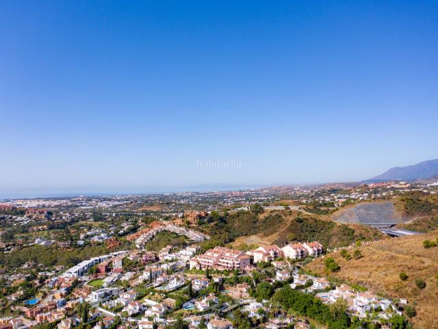 Chalet en venta en Marbella, Los Naranjos. HORA DE VIVIR TU SUEÑO LA VILLA PERFECTA VISTAS PANORÁMICAS AL MAR Y A LA MONTAÑA. Chalets.
