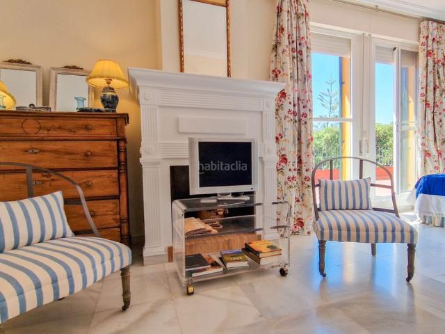 Chalet en venta en Marbella, Los Naranjos. Preciosa Villa en Nueva Andalucia. Chalets.