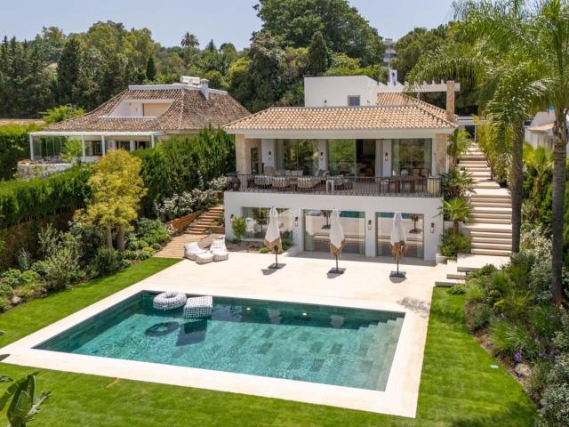 Chalet en venta en Marbella, Las Brisas. Chalets.