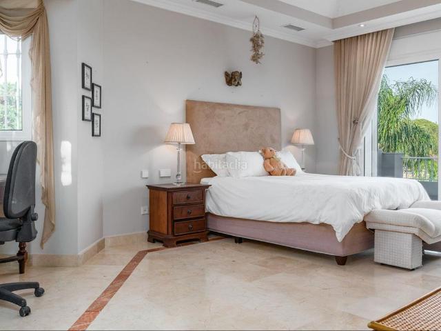 Chalet en venta en Marbella, Las Brisas. Chalets.