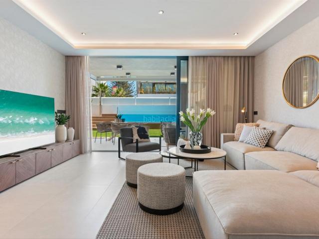 Chalet en venta en Marbella, Las Brisas. Chalets.