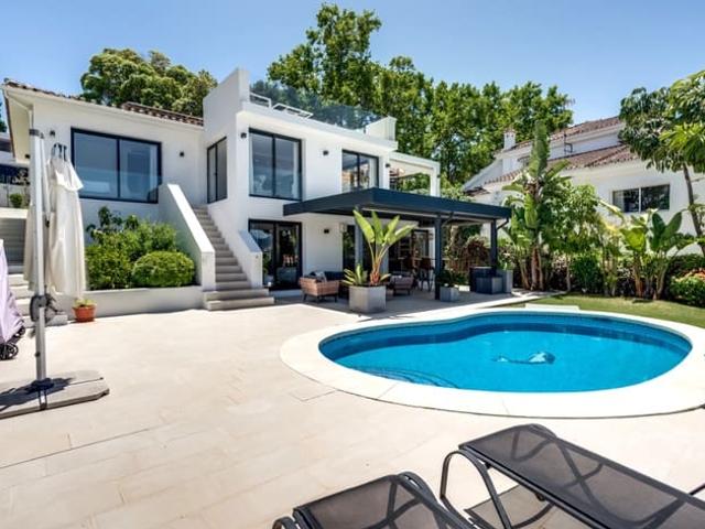 Chalet en venta en Marbella, Málaga Costa del Sol