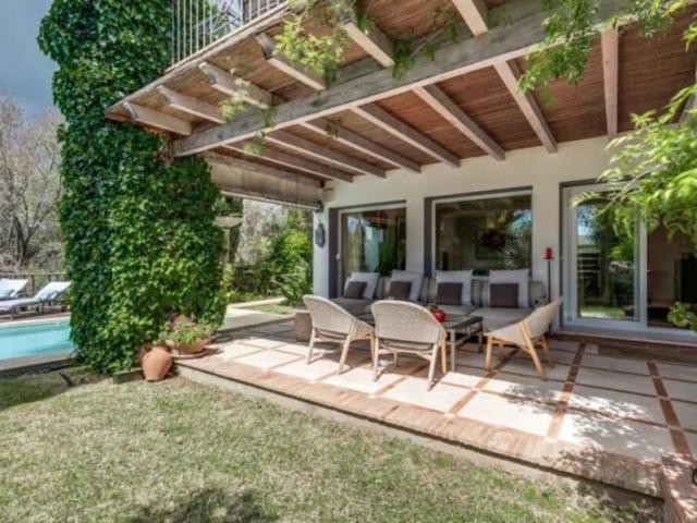 Chalet en venta en Marbella, Marbella Golden Mile Rocio de Nagüeles