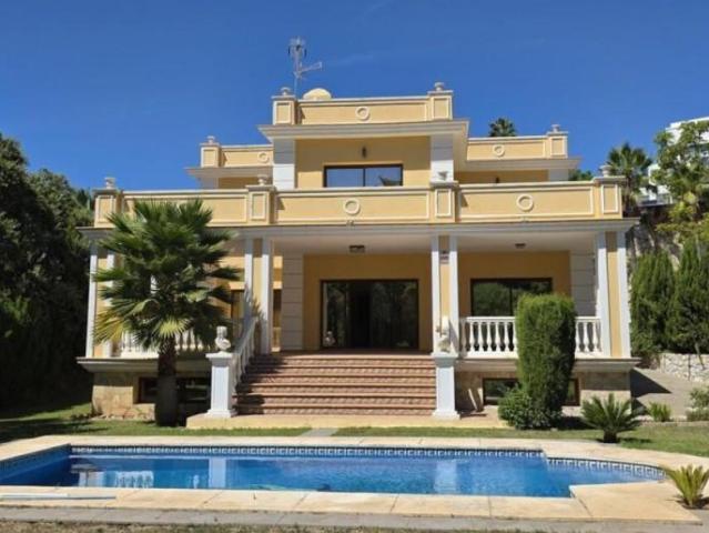Chalet en venta en Marbella, Marbella Este Hacienda las Chapas