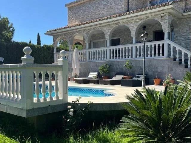Chalet en venta en Marbella, Marbesa