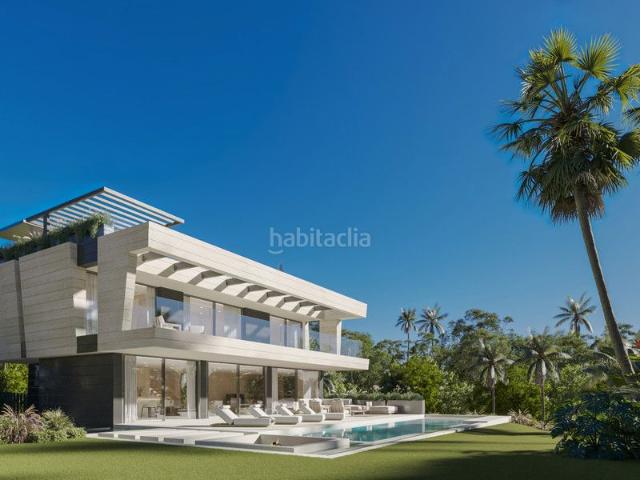 Chalet en venta en Marbella, Nagüeles Alto. Chalets.