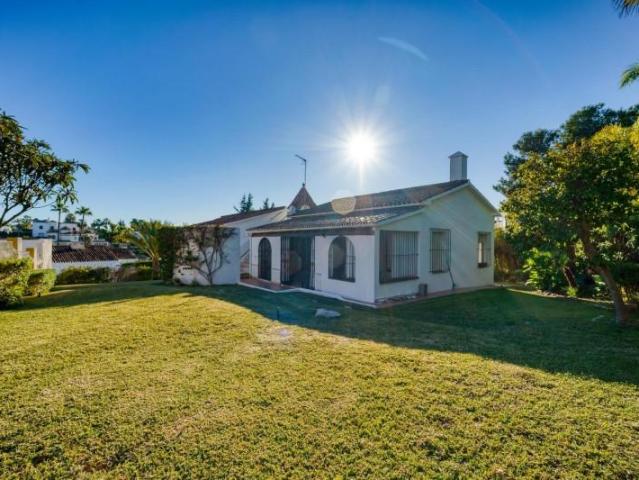 Chalet en venta en Marbella, Nueva Andalucia