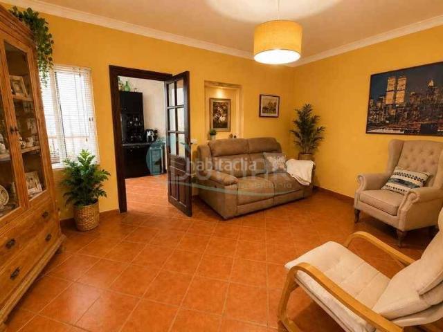 Chalet en venta en Marbella, San Pedro de Alcántara Pueblo. Exclusiva casa en San Pedro centro. Chalets.