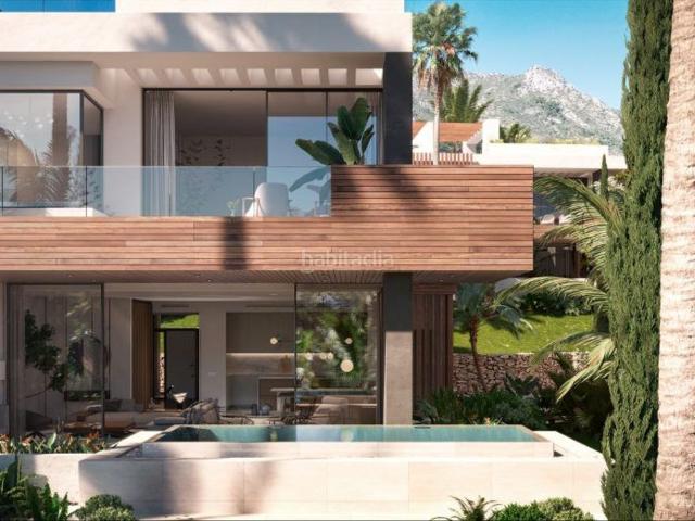 Chalet en venta en Marbella, Sierra Blanca. AL AIRE LIBRE Y CALIDADES. Chalets.
