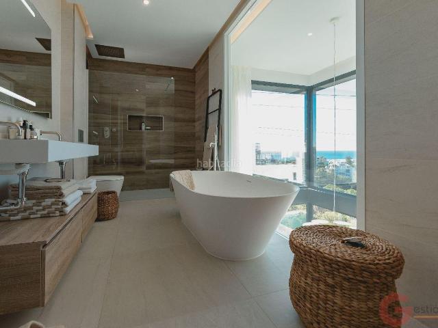 Chalet en venta en Marbella, Sierra Blanca. MarbellaVilla. Chalets.