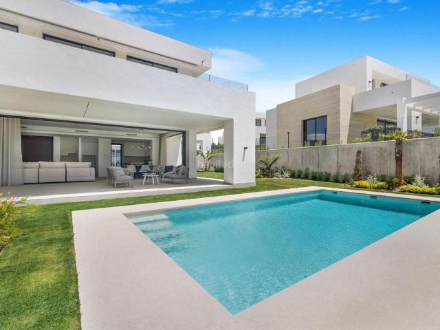 Chalet en venta en Marbella, Río Real. Chalets.