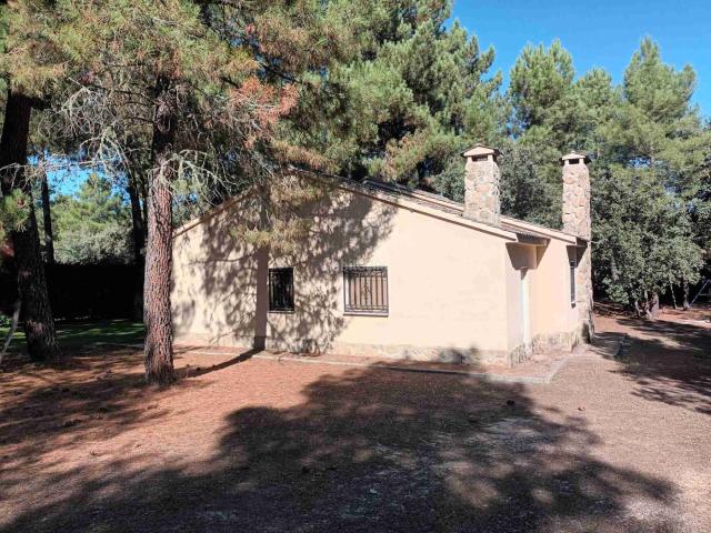 Chalet en venta en Marugán. ESTUPENDO CHALET EN MARUGAN SEGOVIA. Chalets.