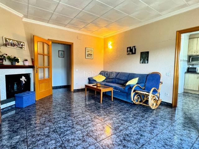 Chalet en venta en Massanes. CASA o CHALET con precioso jardín y árboles frutales. Chalets.