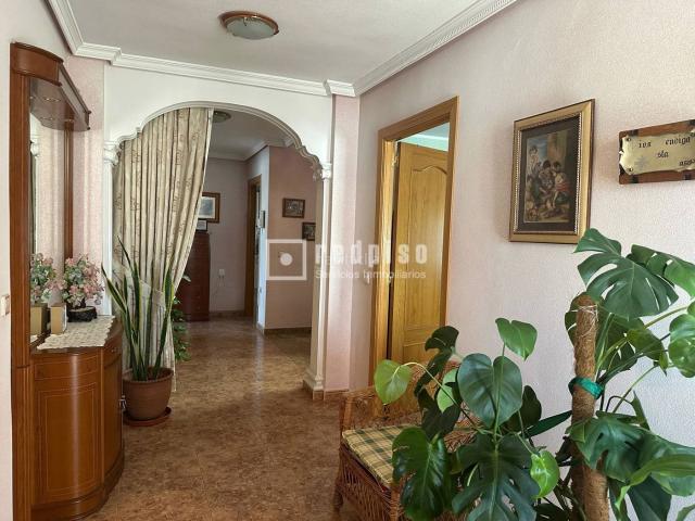 Chalet en venta en Meco, Meco pueblo. Chalets.