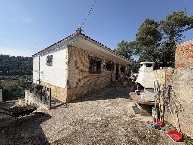 Chalet en venta en Mediona, de 100 m² 3 habitaciones por 191.000