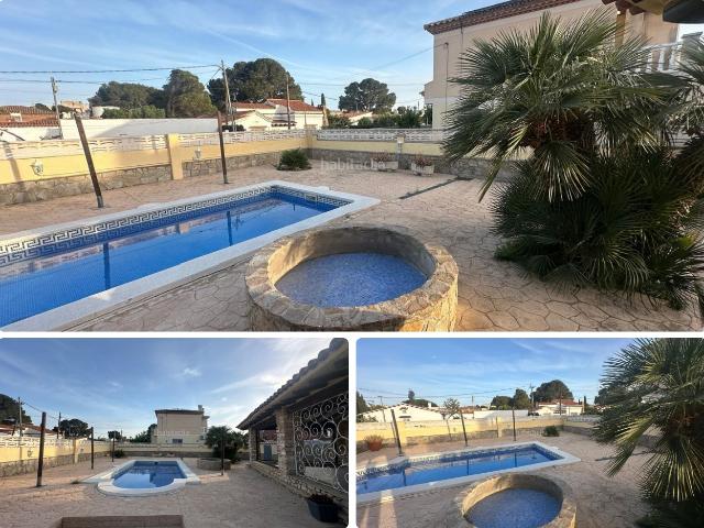 Chalet en venta en Miami Platja, Centre Costa Dorada. Exclusivo chalet independiente con piscina en parcela de 700m2!. Chalets Miami.