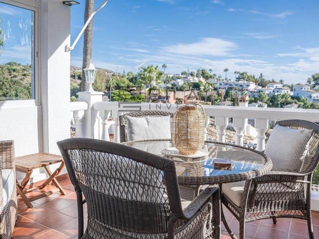Chalet en venta en Mijas, Calahonda. Adosado en venta en Calahonda, Mijas Costa. Chalets.