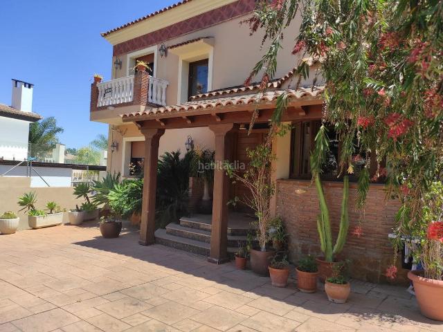 Chalet en venta en Mijas, Centro. Villa Aislada de 4 dormitorios en Mijas Costa. Chalets.