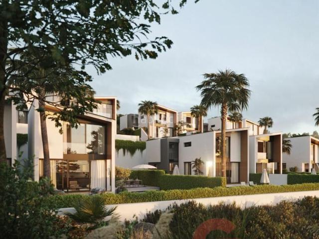 Chalet en venta en Mijas, El Faro de Calaburra Chaparral. MijasVilla. Chalets.