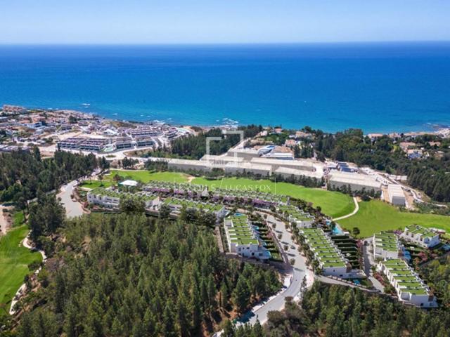 Chalet en venta en Mijas, El Faro de Calaburra Chaparral. Casa villa de obra nueva de 3 dormitorios con 30m de jardín en venta en malagaoeste. Chalets.