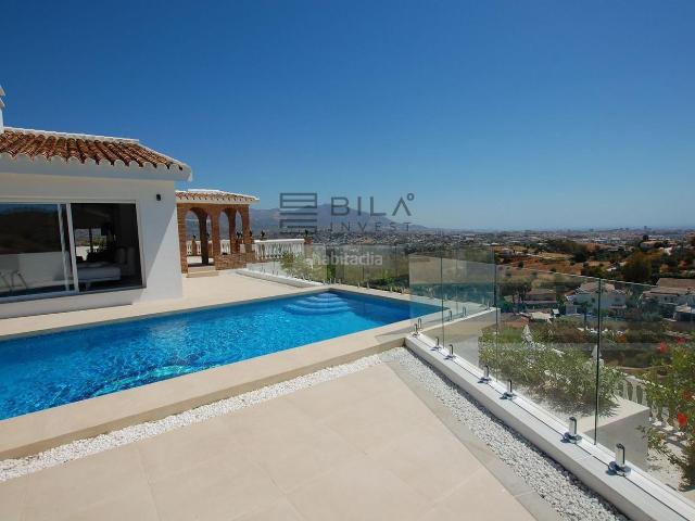 Chalet en venta en Mijas, Hipódromo Cerrado del Águila. Chalet Independiente en venta en Cerros del Águila, Mijas Costa. Chalets.