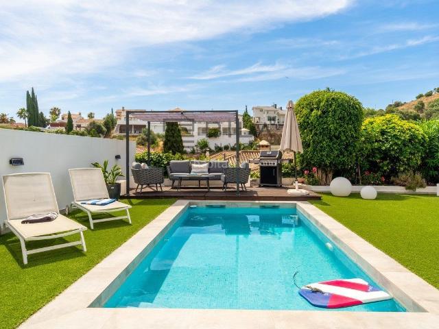 Chalet en venta en Mijas, Hipódromo Cerrado del Águila. Chalet Independiente en Cerros del Águila en Mijas Costa. Chalets.